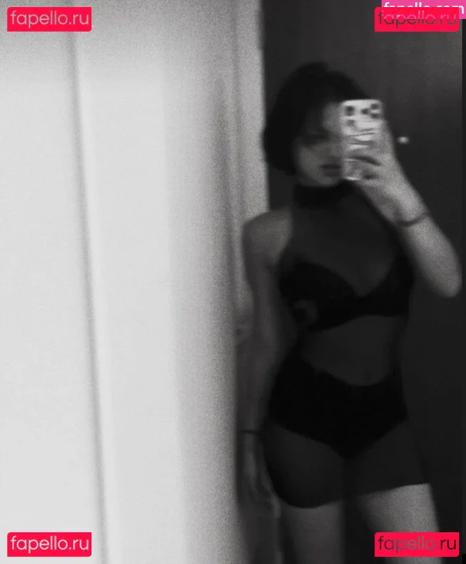 arabella_vei Onlyfans Photo Gallery 