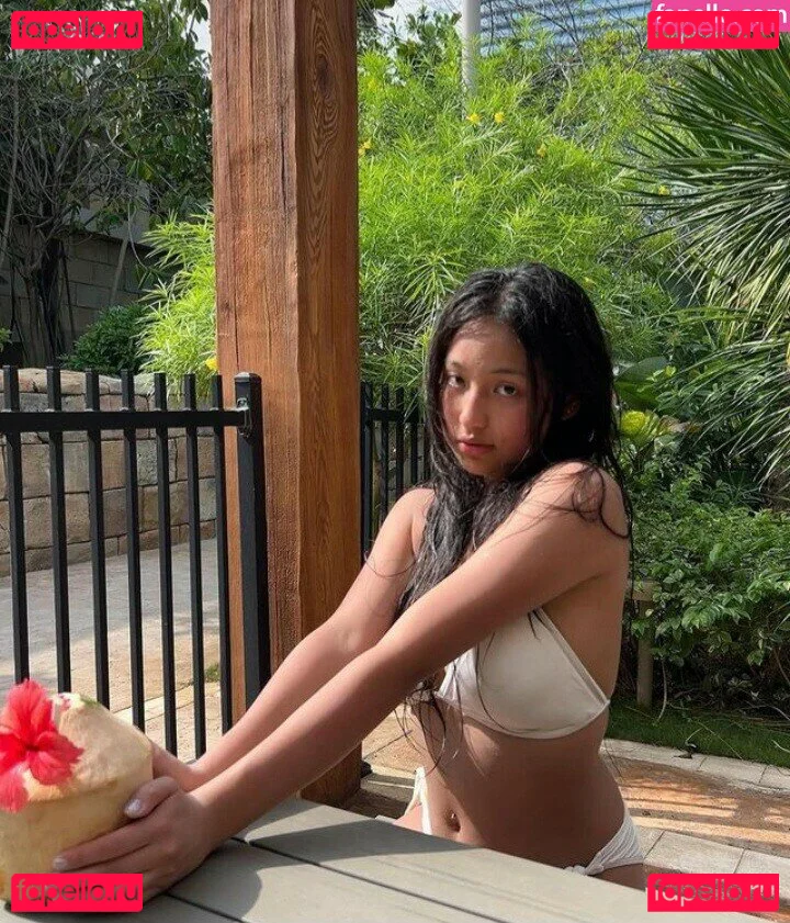 arabella_vei Onlyfans Photo Gallery 