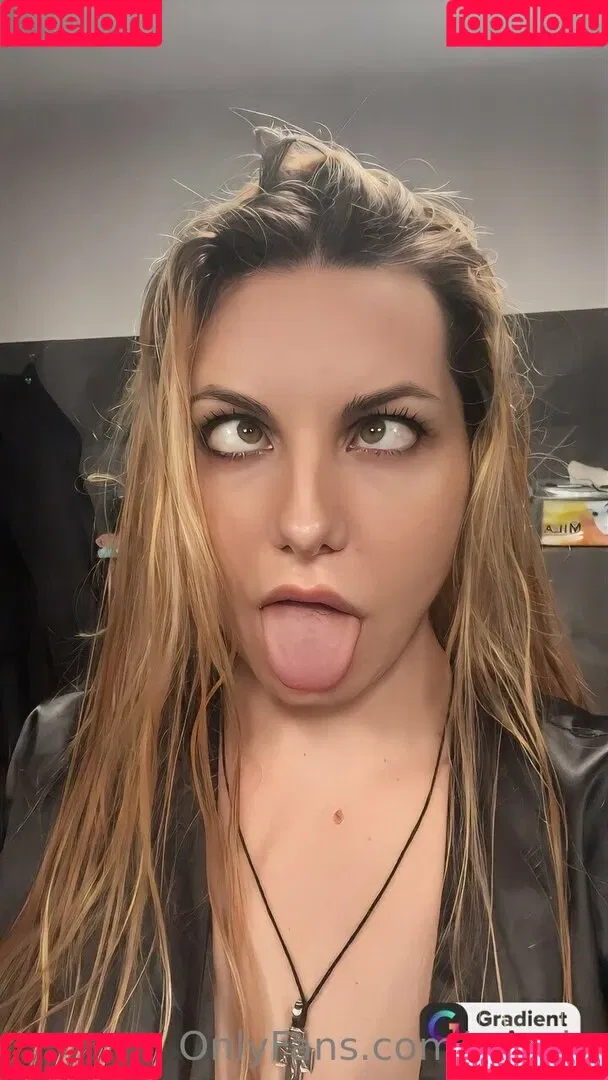 Ascolu.NFT Onlyfans Photo Gallery 