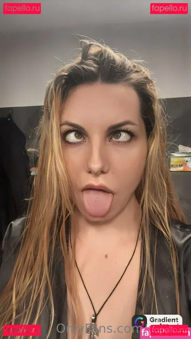 Ascolu.NFT Onlyfans Photo Gallery 