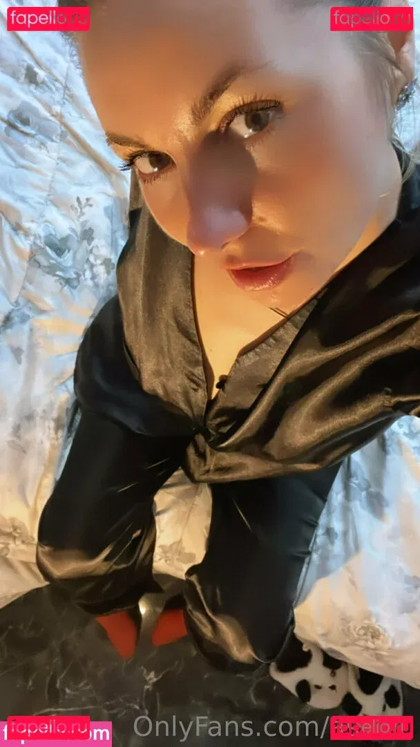 Ascolu.NFT Onlyfans Photo Gallery 