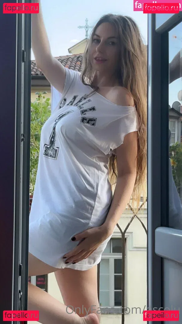 Ascolu.NFT Onlyfans Photo Gallery 