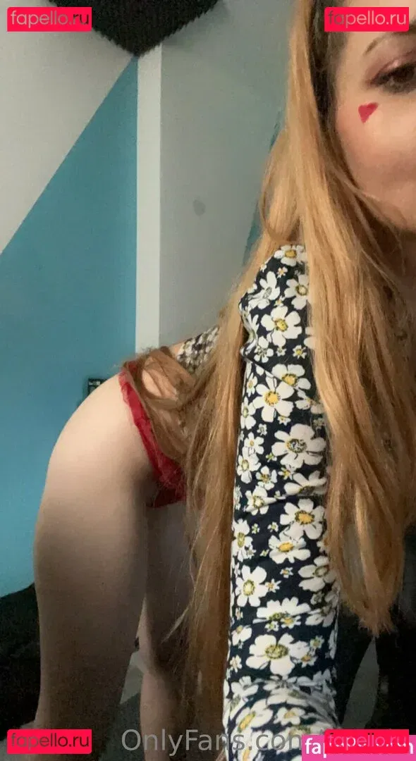 Ascolu.NFT Onlyfans Photo Gallery 