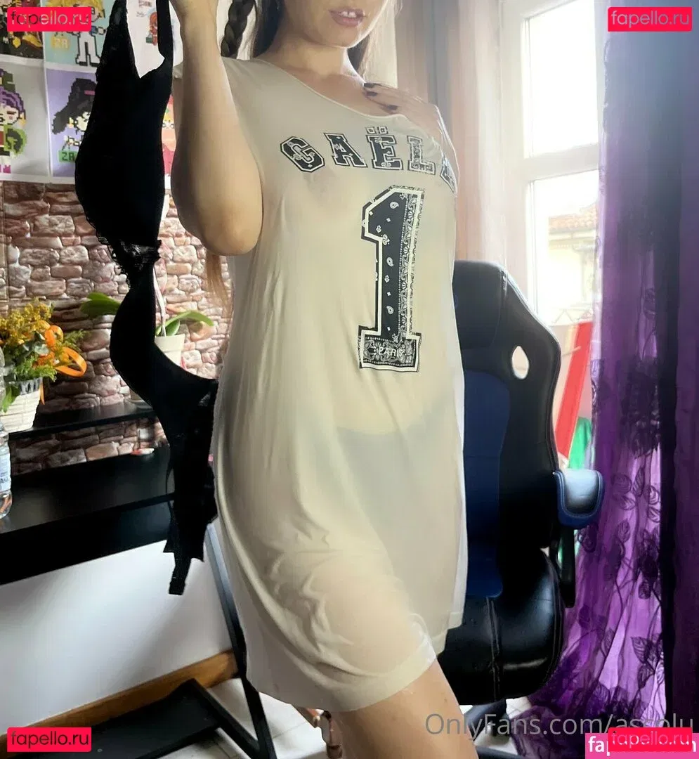 Ascolu.NFT Onlyfans Photo Gallery 