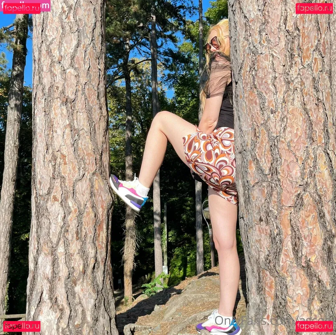 Ascolu.NFT Onlyfans Photo Gallery 