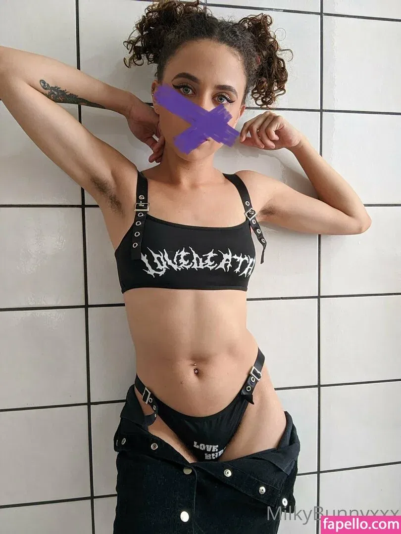 HairyAngela Onlyfans Photo Gallery 