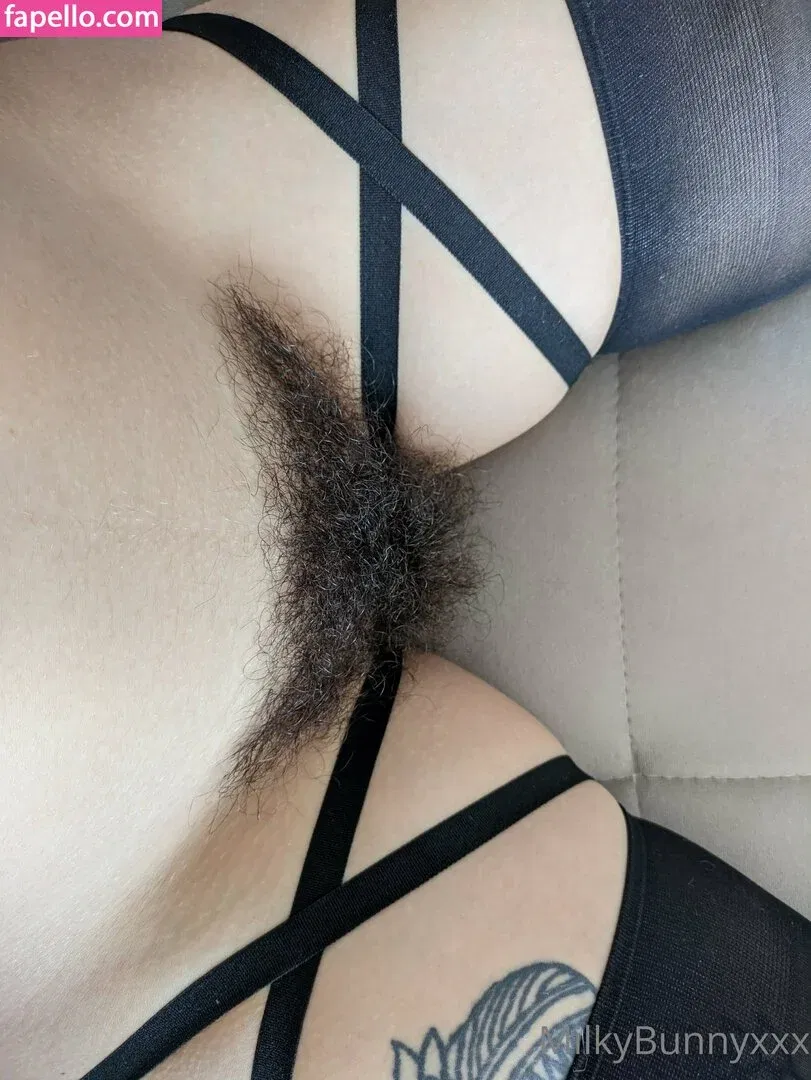 HairyAngela Onlyfans Photo Gallery 