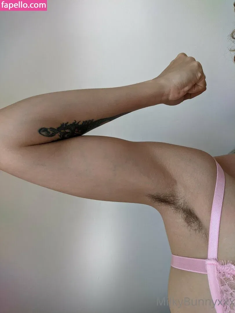 HairyAngela Onlyfans Photo Gallery 