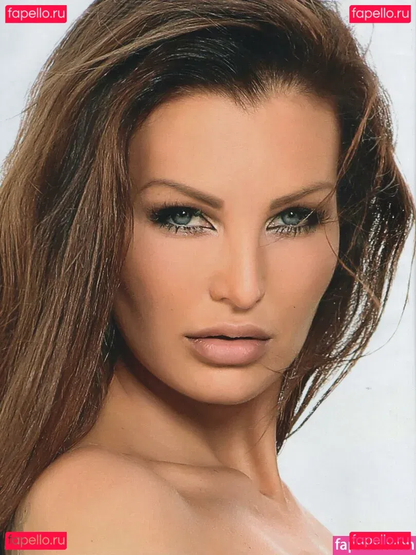 Helen De Muro Onlyfans Photo Gallery 