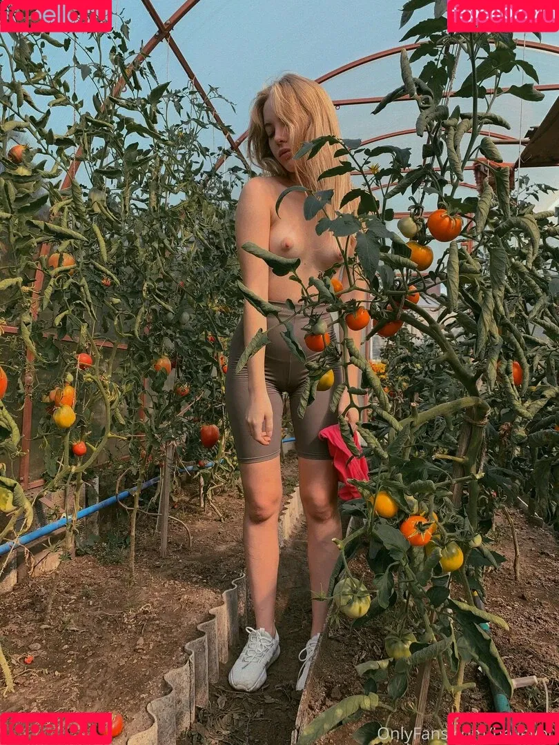 Belleyou Onlyfans Photo Gallery 