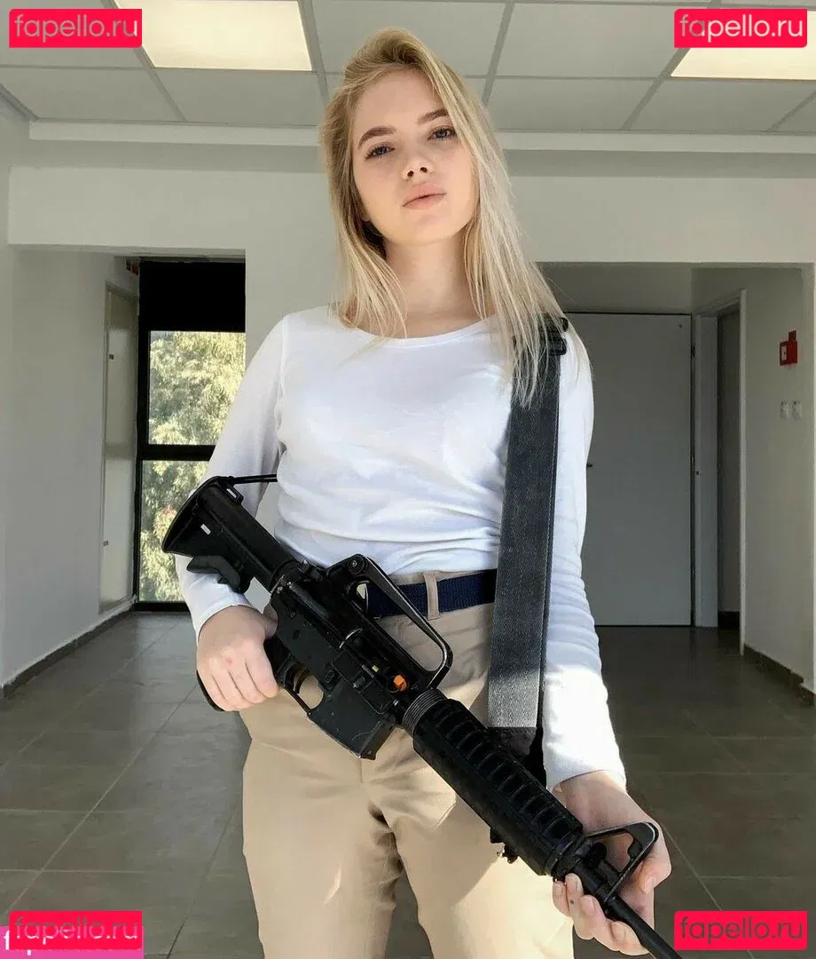 Belleyou Onlyfans Photo Gallery 