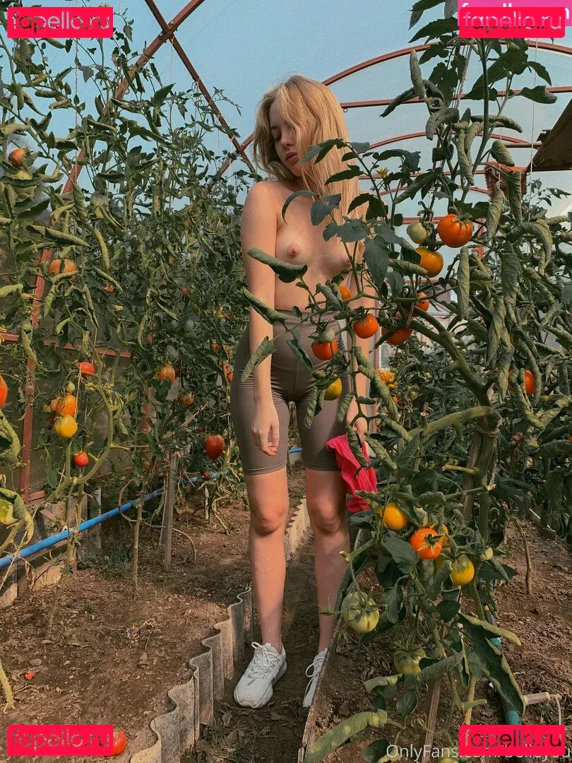 Belleyou Onlyfans Photo Gallery 