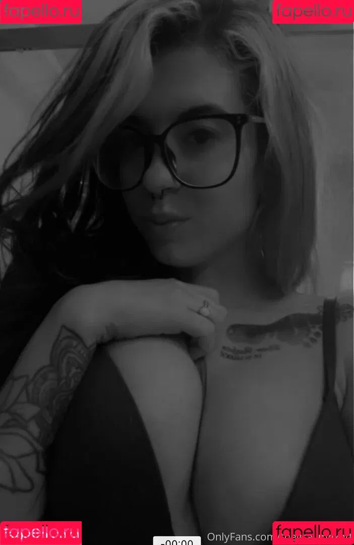 theycallmekatt Onlyfans Photo Gallery 