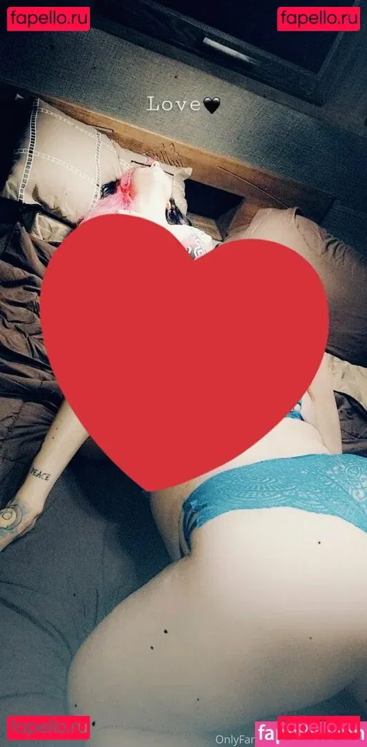 theycallmekatt Onlyfans Photo Gallery 