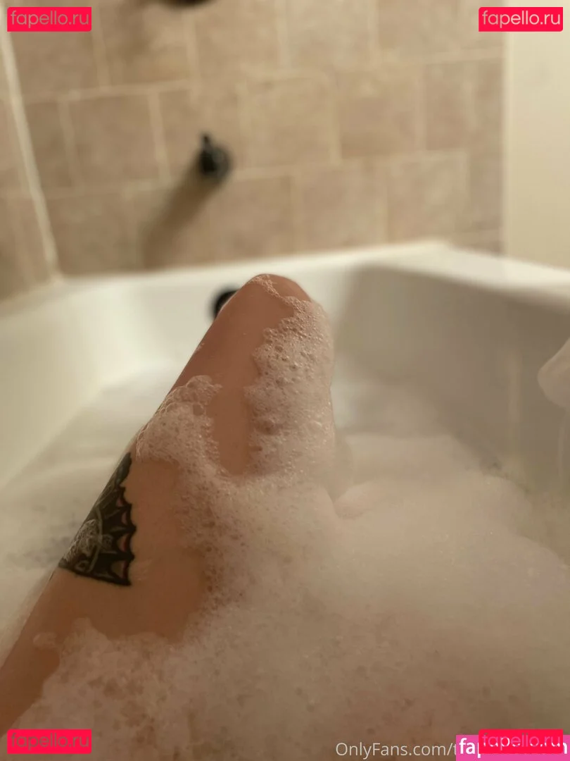 theycallmekatt Onlyfans Photo Gallery 