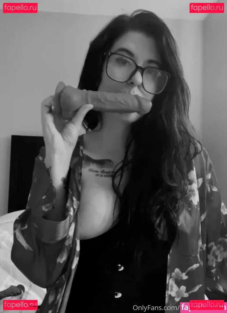 theycallmekatt Onlyfans Photo Gallery 