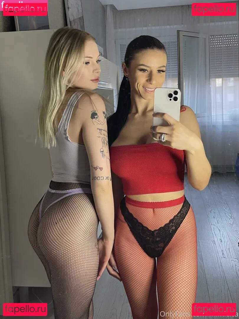 mimicica Onlyfans Photo Gallery 