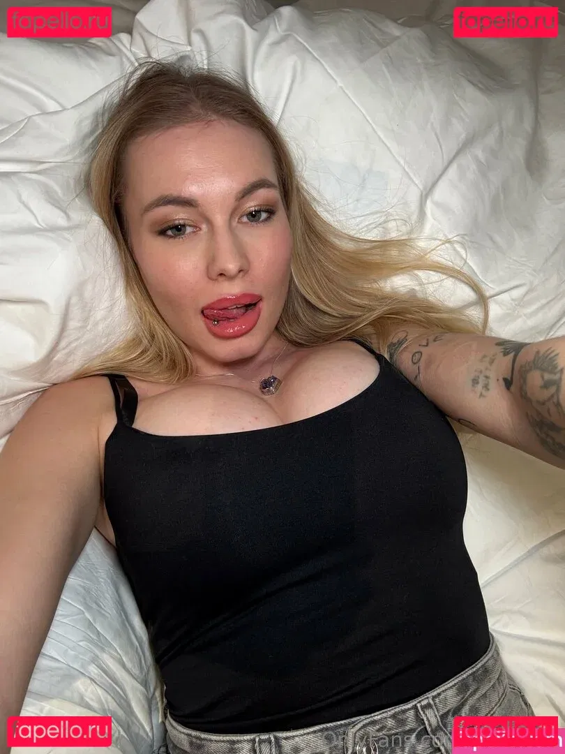 mimicica Onlyfans Photo Gallery 