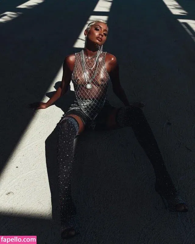 Tiana Parkr Onlyfans Photo Gallery 