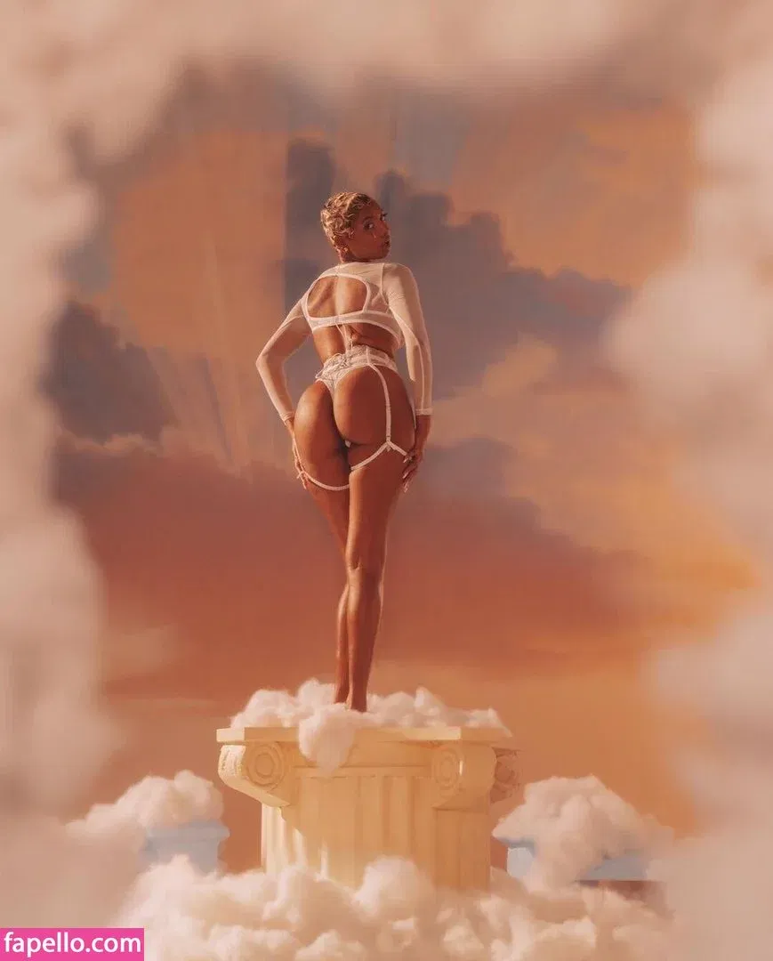 Tiana Parkr Onlyfans Photo Gallery 