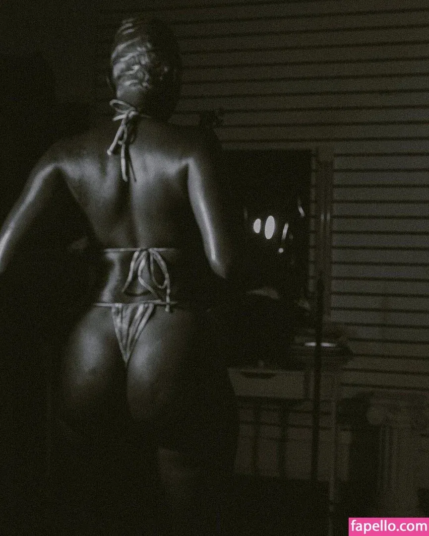 Tiana Parkr Onlyfans Photo Gallery 