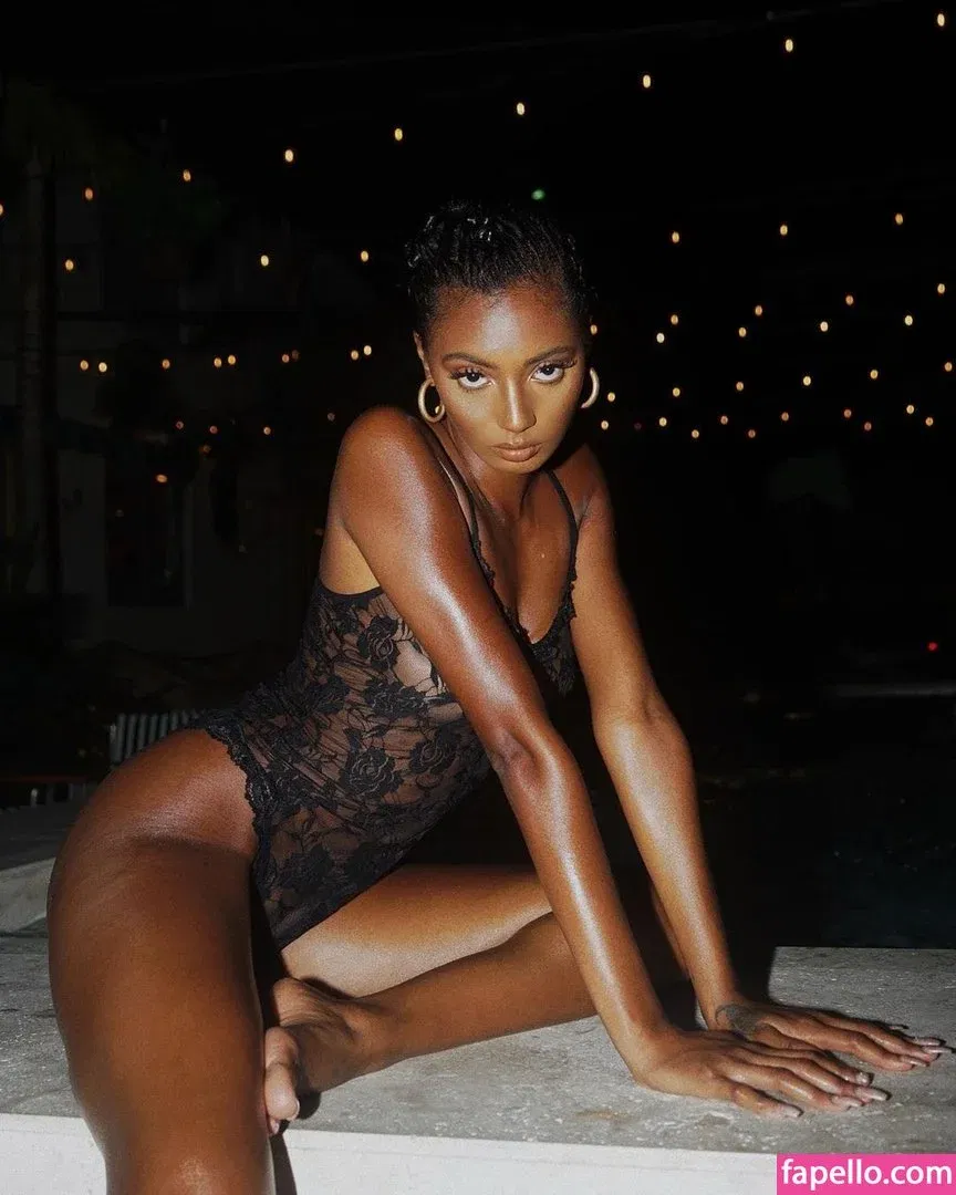 Tiana Parkr Onlyfans Photo Gallery 