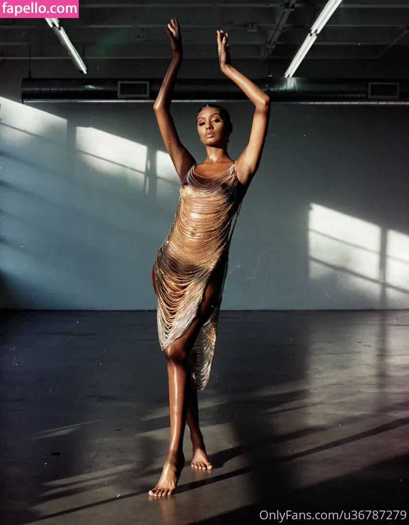 Tiana Parkr Onlyfans Photo Gallery 