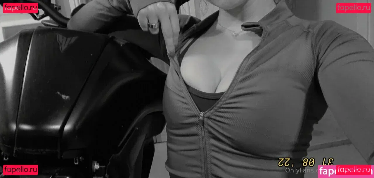 emilyhillfree Onlyfans Photo Gallery 