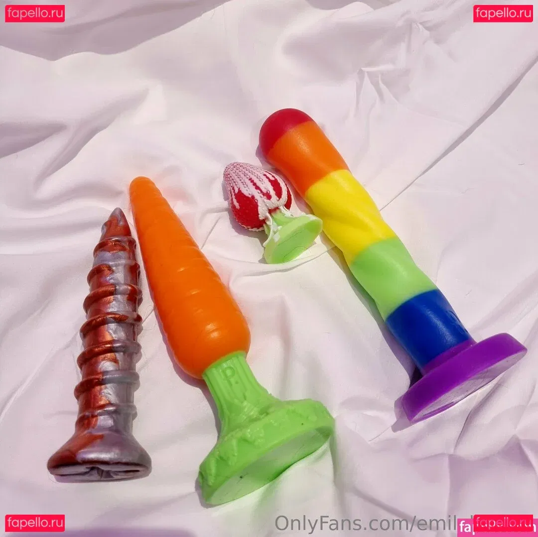 emilyhillfree Onlyfans Photo Gallery 