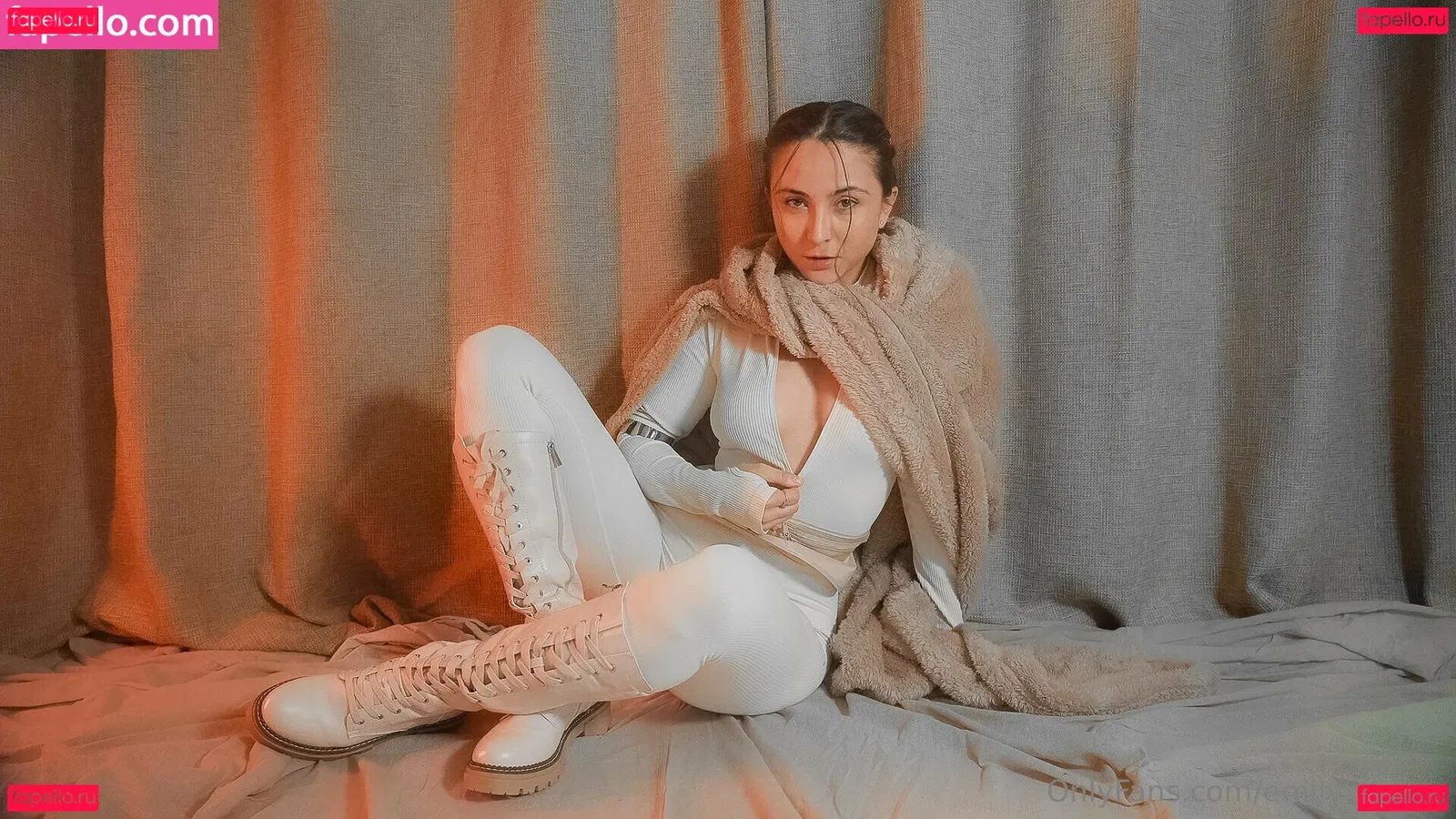 emilyhillfree Onlyfans Photo Gallery 