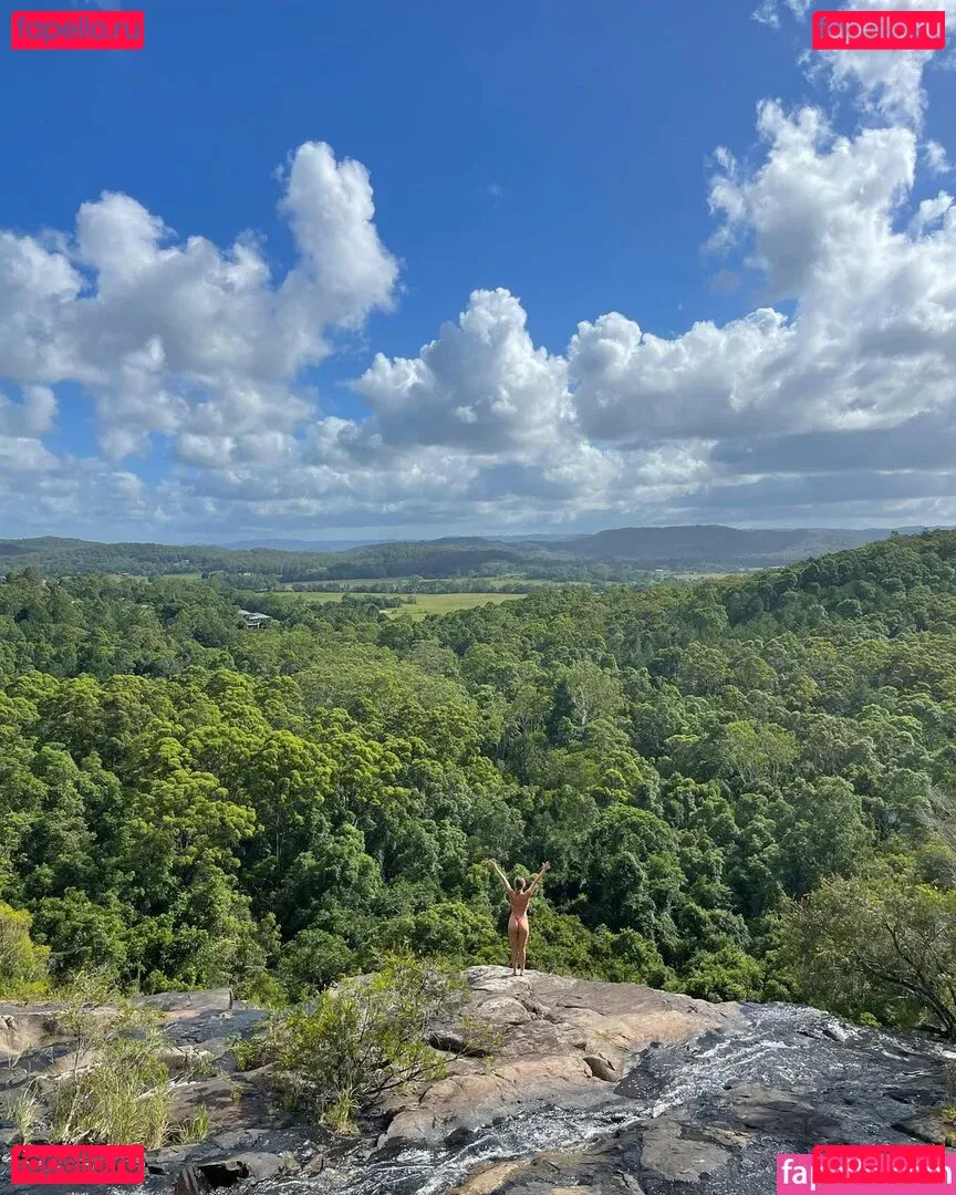 Elle Knox Onlyfans Photo Gallery 