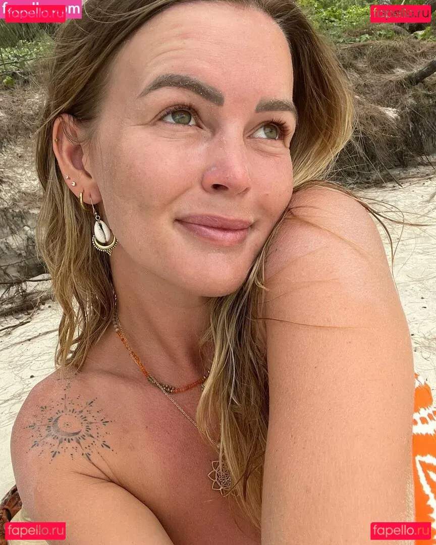 Elle Knox Onlyfans Photo Gallery 