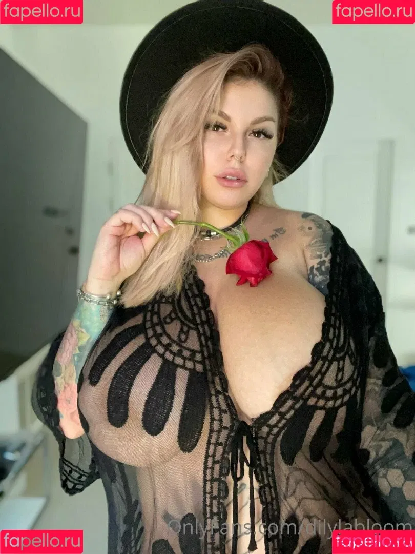 Dilyla Bloom Onlyfans Photo Gallery 