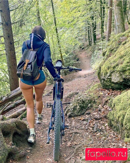 Carinnha White Onlyfans Photo Gallery 