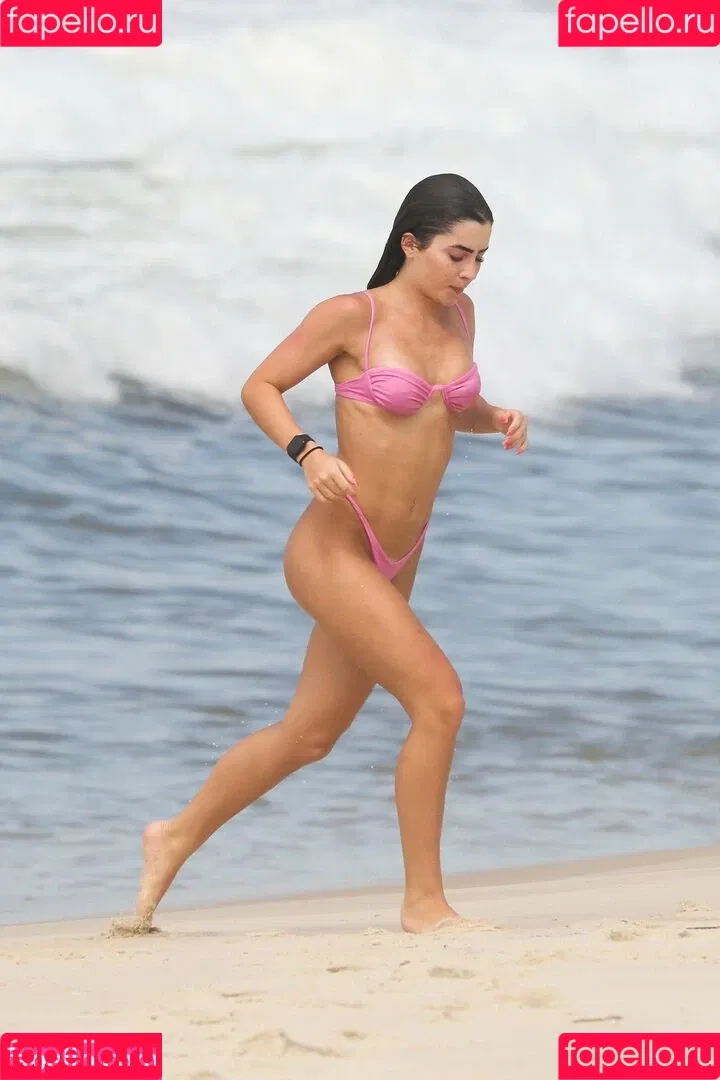 Jade Picon Onlyfans Photo Gallery 