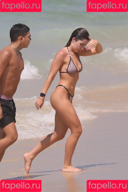 Jade Picon Onlyfans Photo Gallery 