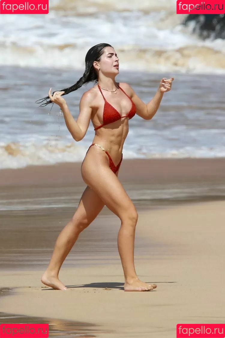 Jade Picon Onlyfans Photo Gallery 