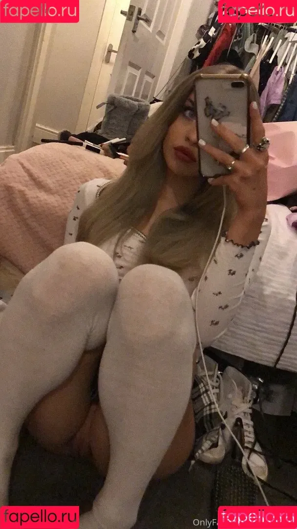 rosieanya Onlyfans Photo Gallery 