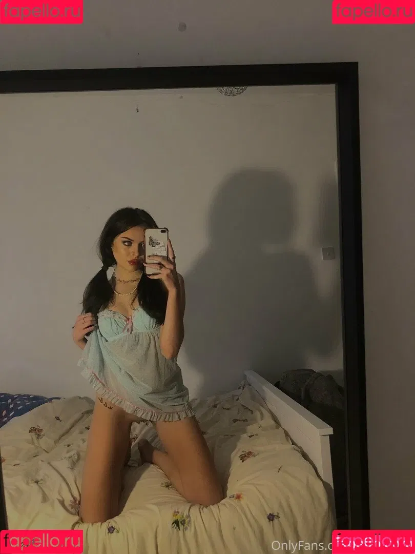 rosieanya Onlyfans Photo Gallery 