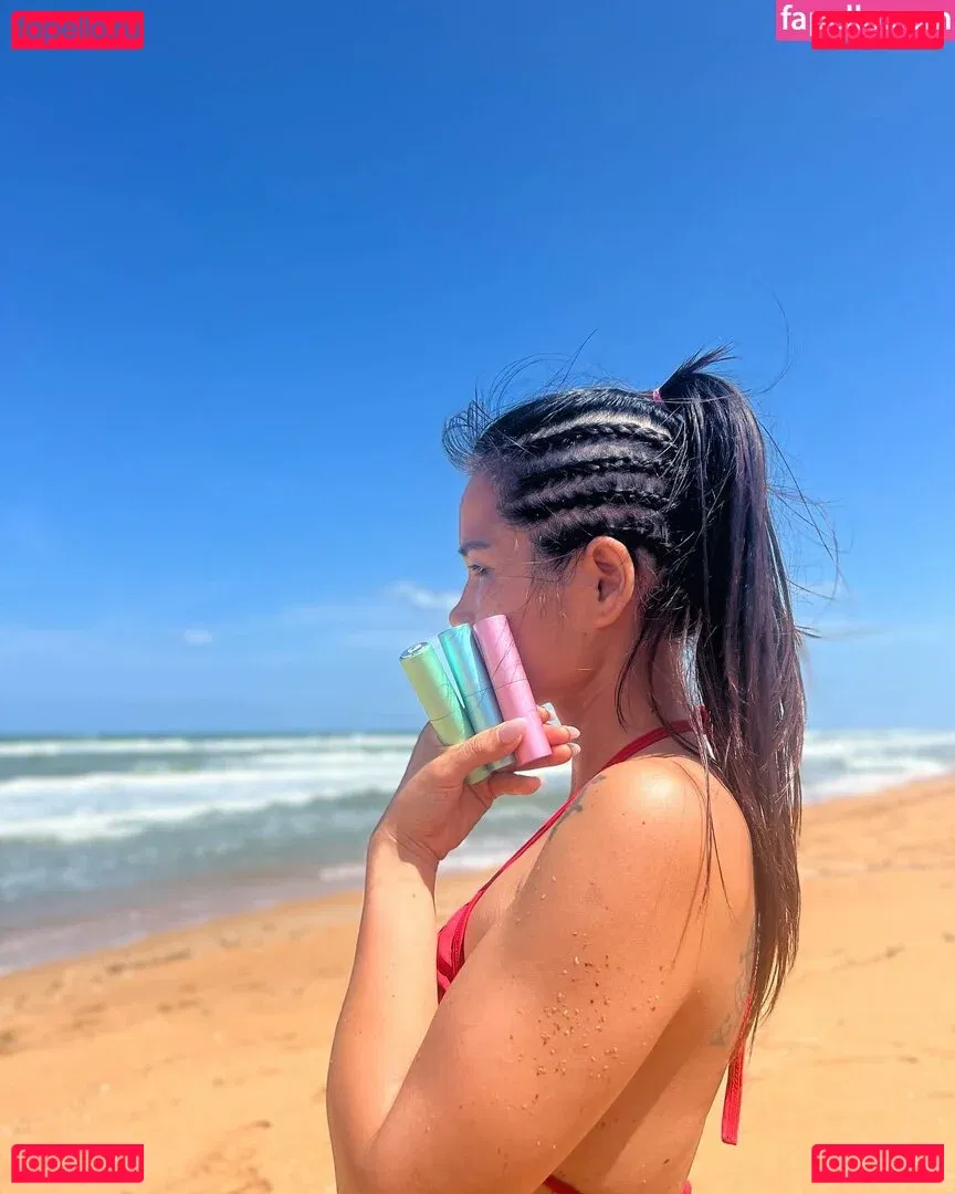 Nena May Onlyfans Photo Gallery 