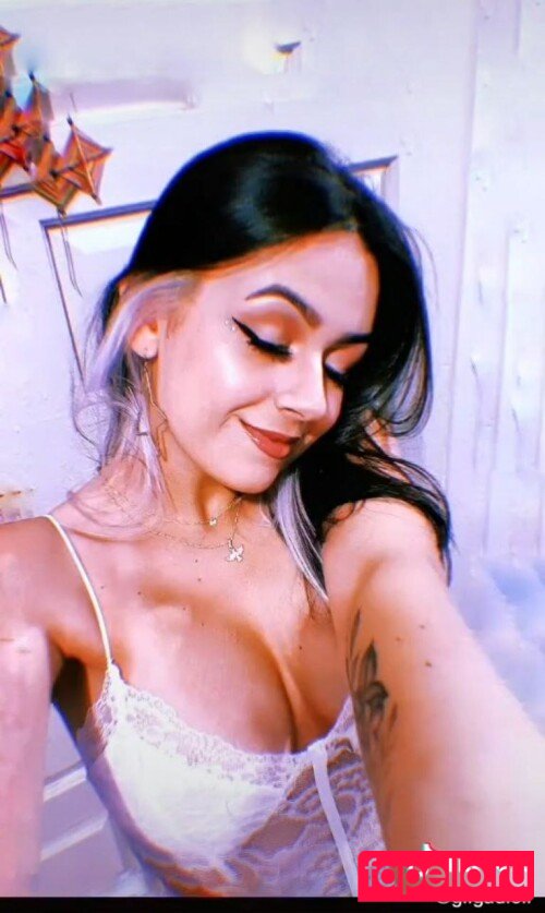 Giigadioli Nude Onlyfans Photo 14