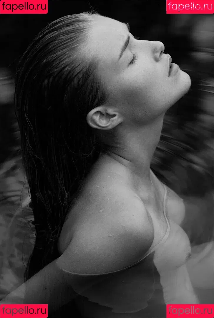 Océane Le Ny Onlyfans Photo Gallery 