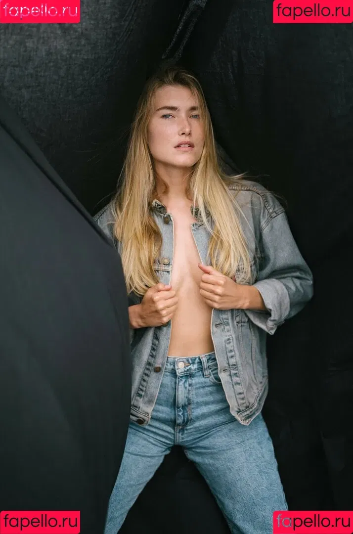 Océane Le Ny Onlyfans Photo Gallery 