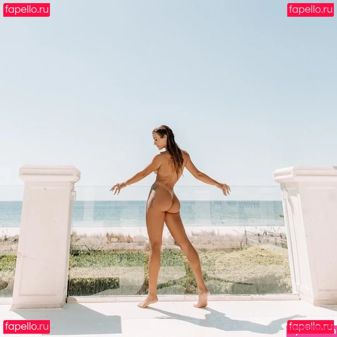 Océane Le Ny Onlyfans Photo Gallery 