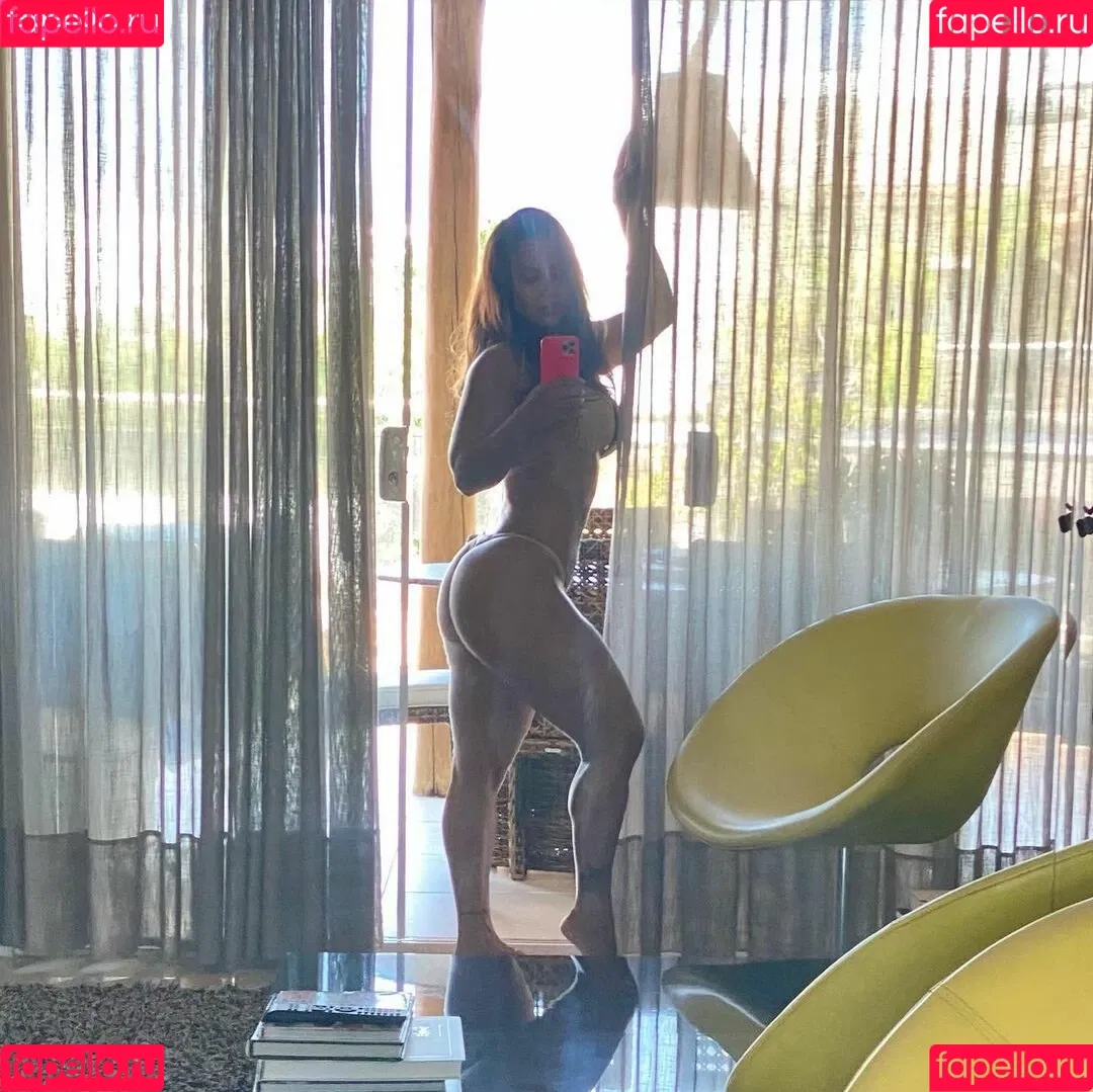 Viviane Araujo Onlyfans Photo Gallery 