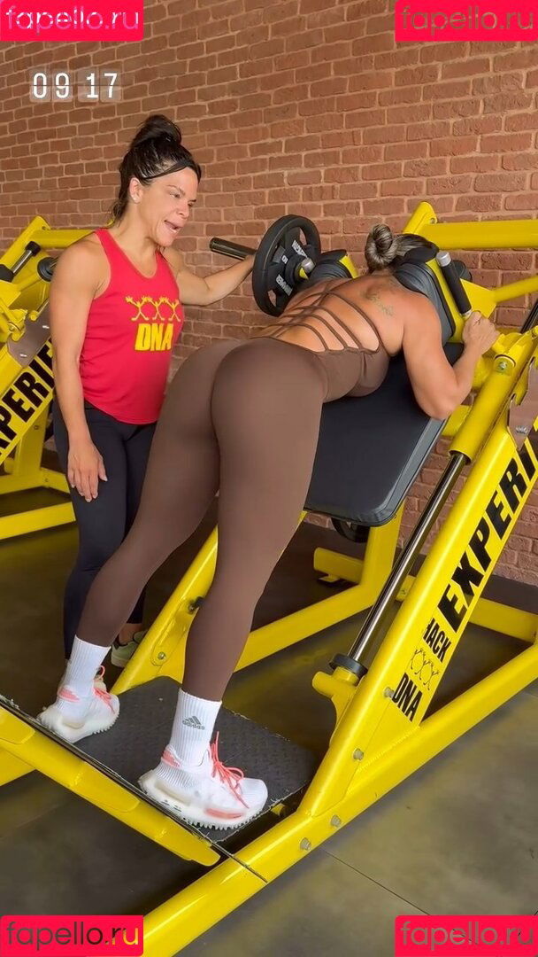 Viviane Araujo Onlyfans Photo Gallery 