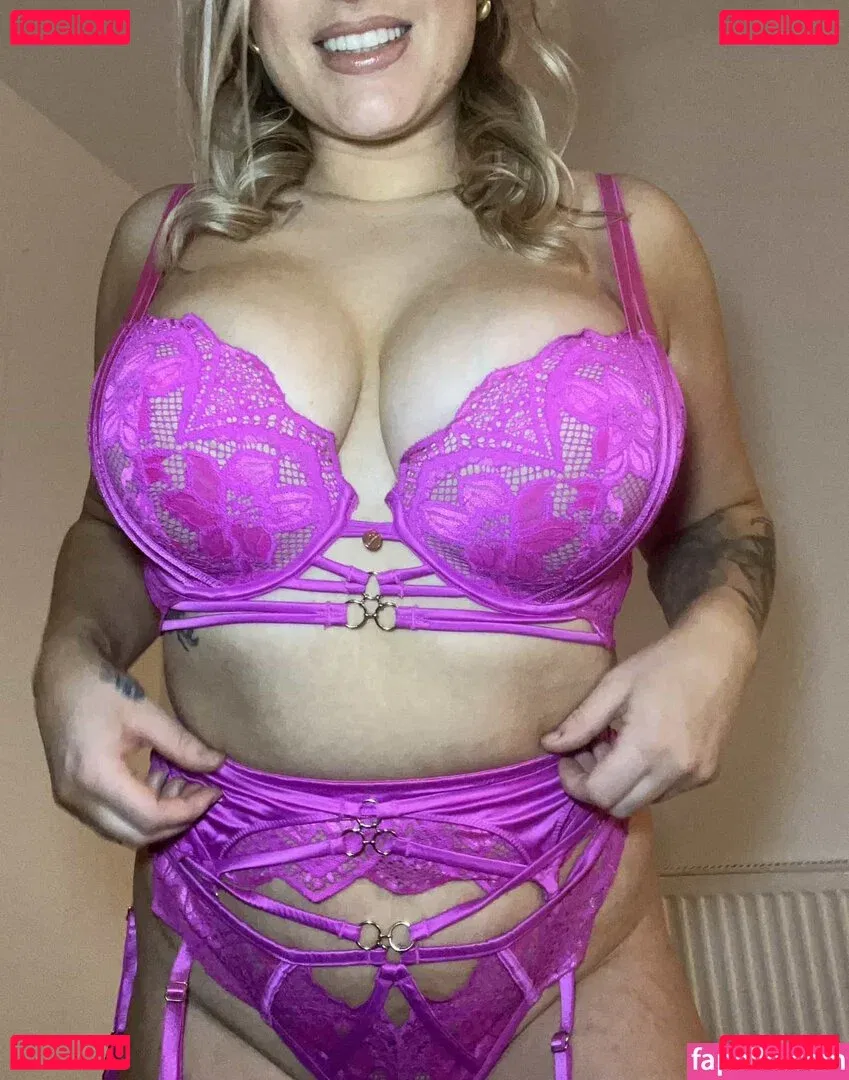 Ava Jade Onlyfans Photo Gallery 