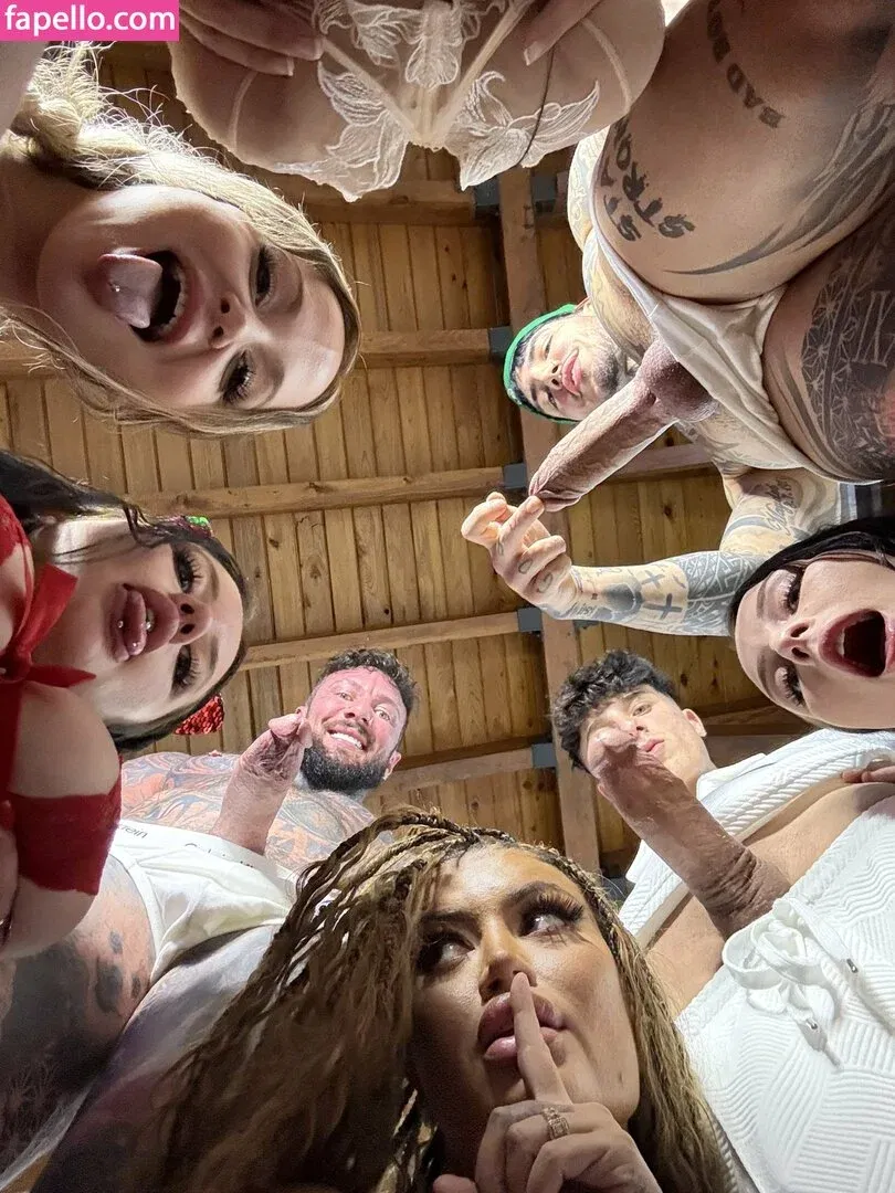 Toochi Kash Onlyfans Photo Gallery 