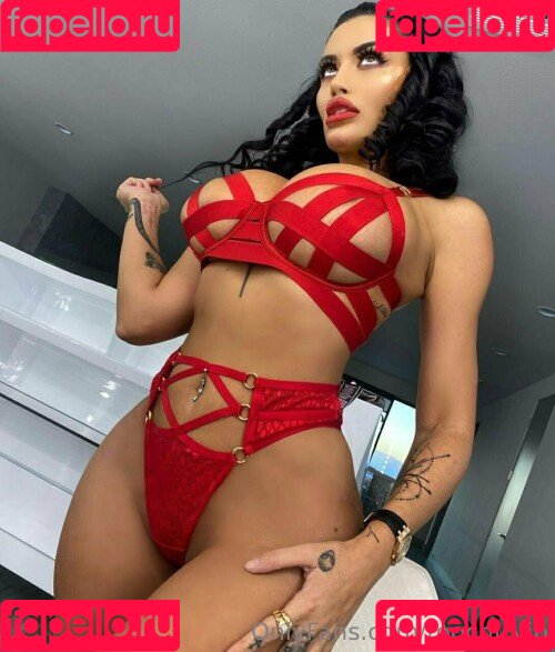 Toochi Kash Onlyfans Photo Gallery 