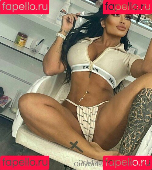 Toochi Kash Onlyfans Photo Gallery 